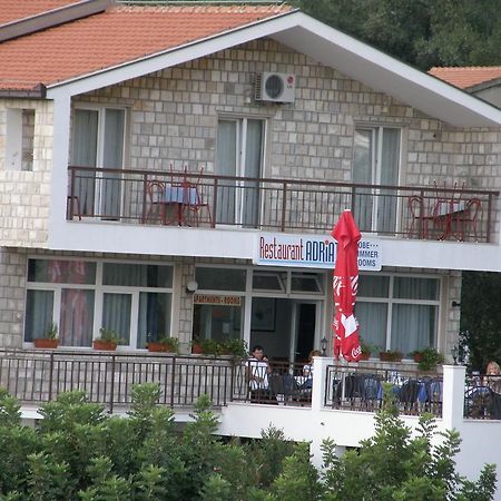 Guest House & Restaurant Adriatic كليك المظهر الخارجي الصورة