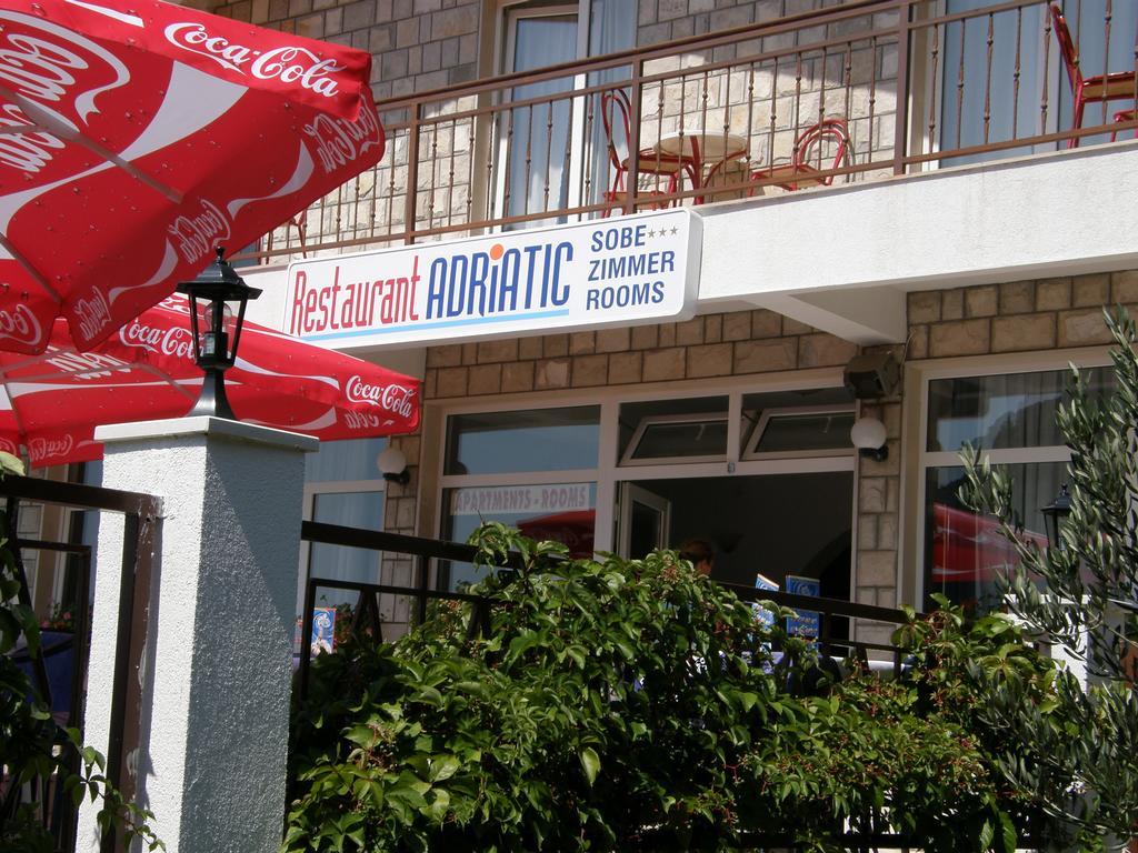 Guest House & Restaurant Adriatic كليك المظهر الخارجي الصورة