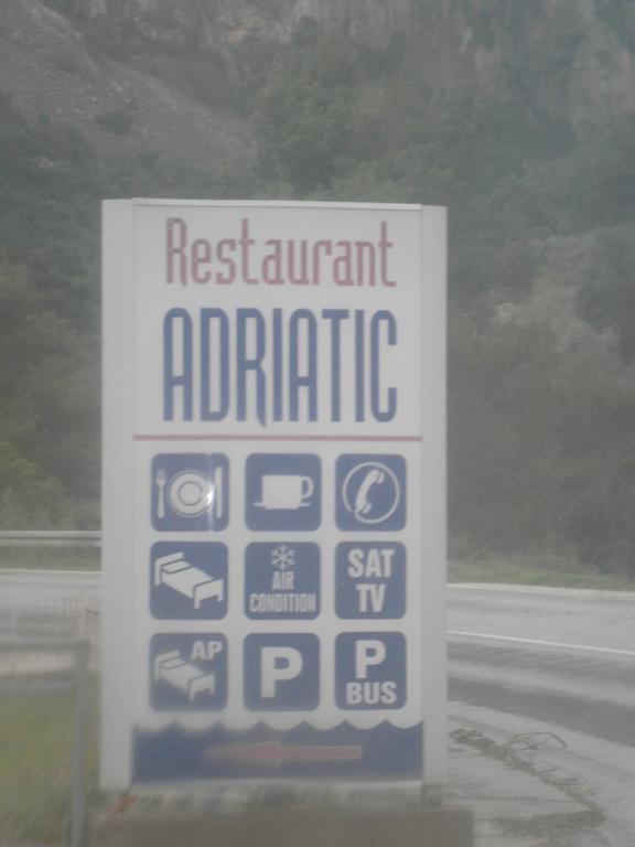 Guest House & Restaurant Adriatic كليك المظهر الخارجي الصورة