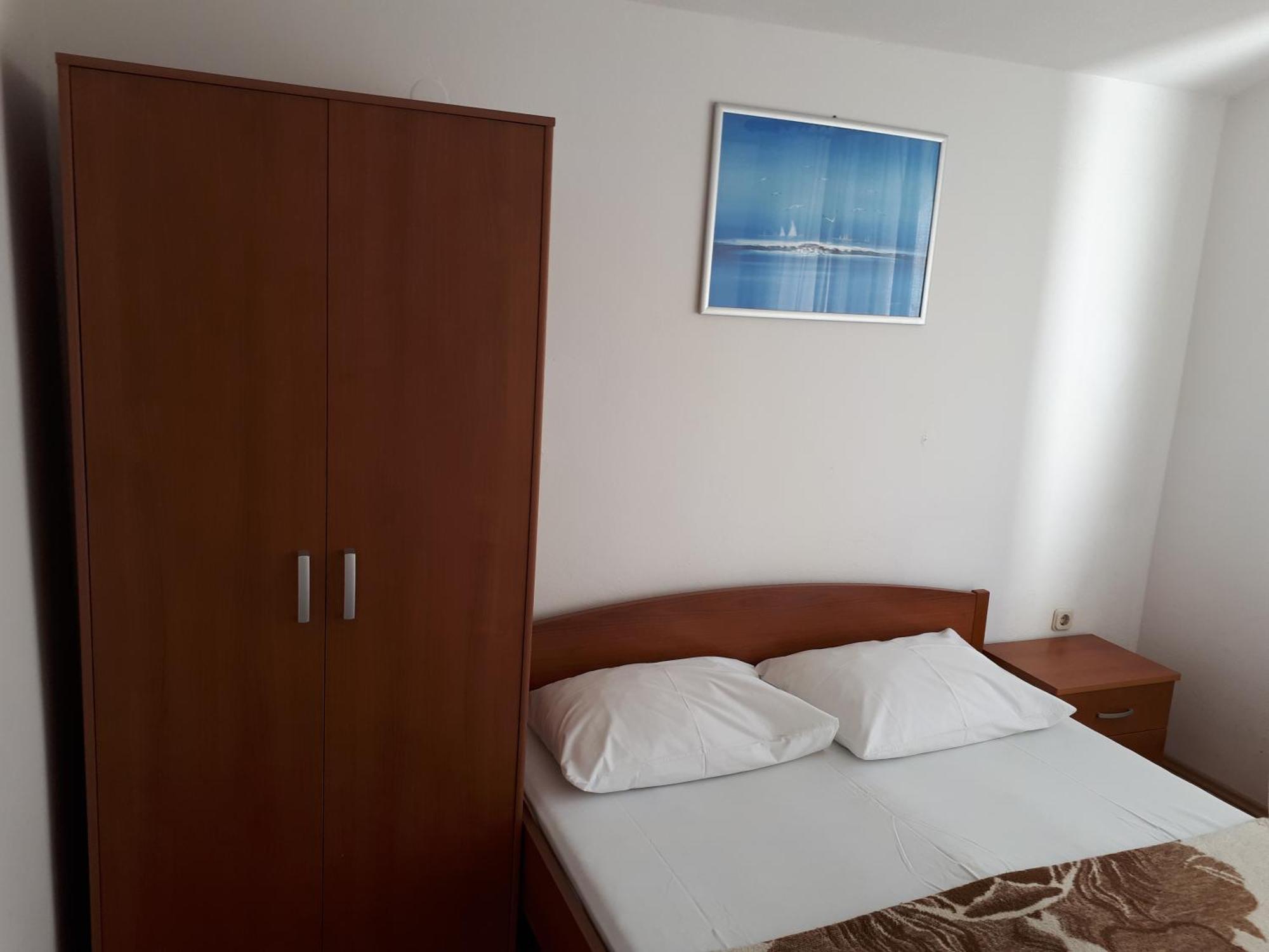 Guest House & Restaurant Adriatic كليك المظهر الخارجي الصورة